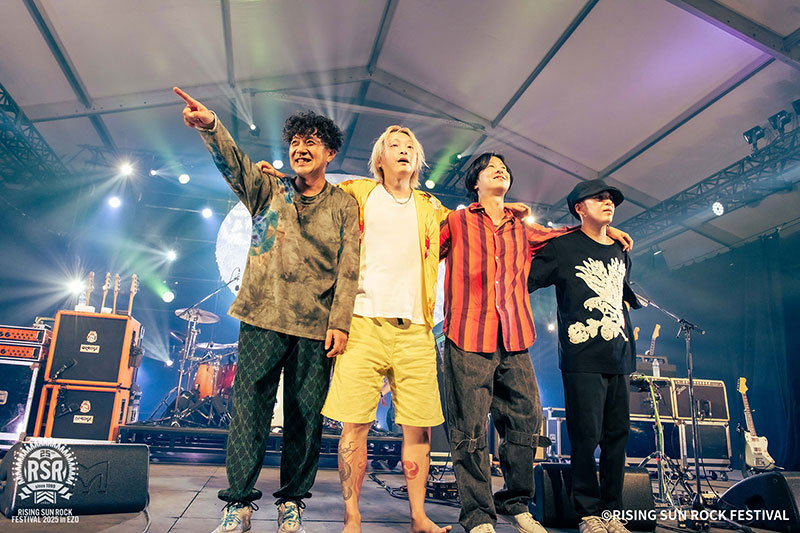 ストレイテナー